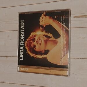 3/$13 Linda Ronstadt Icon CD